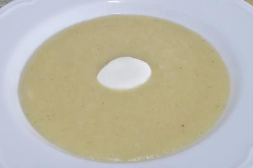 Jak uvařit cibulový krém ? Snadné recept, připravený za 30 - 45 minut